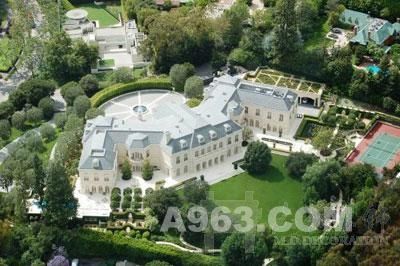 好莱坞著名制片人亚伦-斯伯林1.5亿美元豪宅出售 